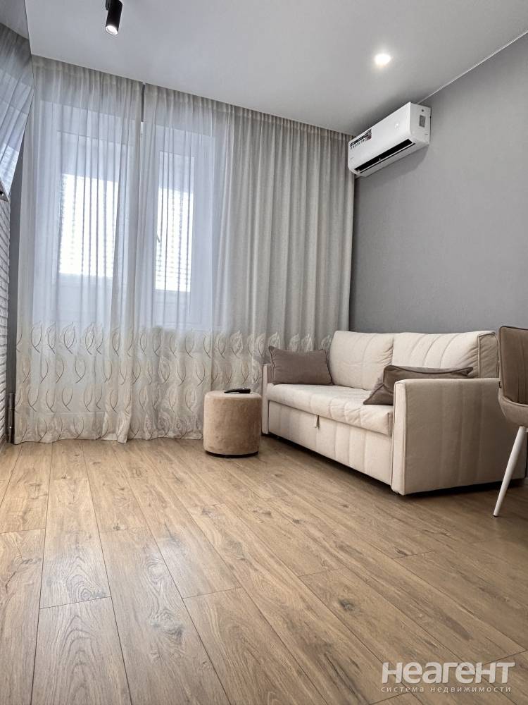 Продается 1-комнатная квартира, 33 м²