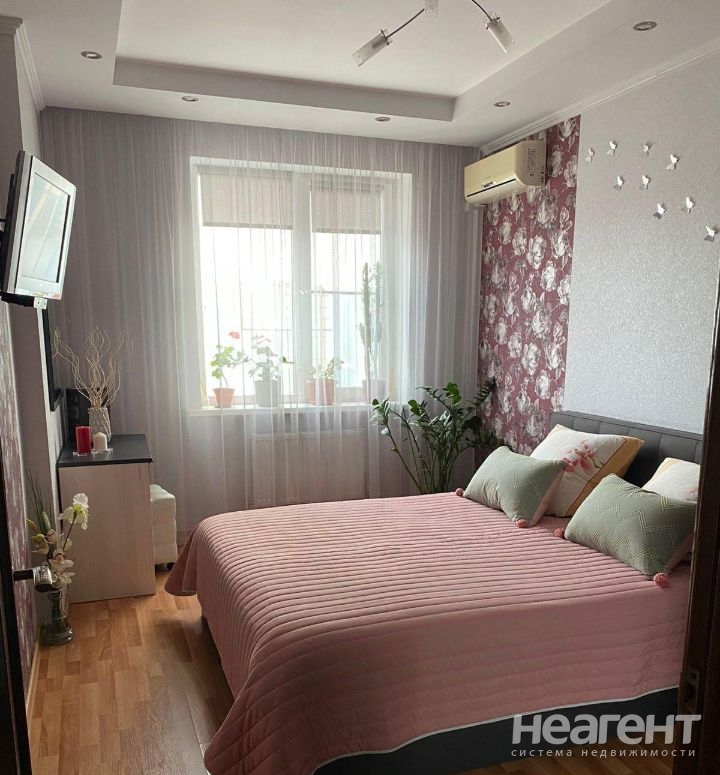 Продается 3-х комнатная квартира, 103 м²