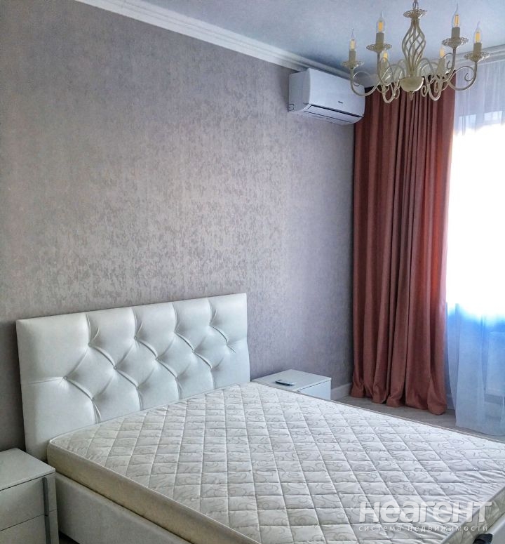 Сдается 2-х комнатная квартира, 72 м²