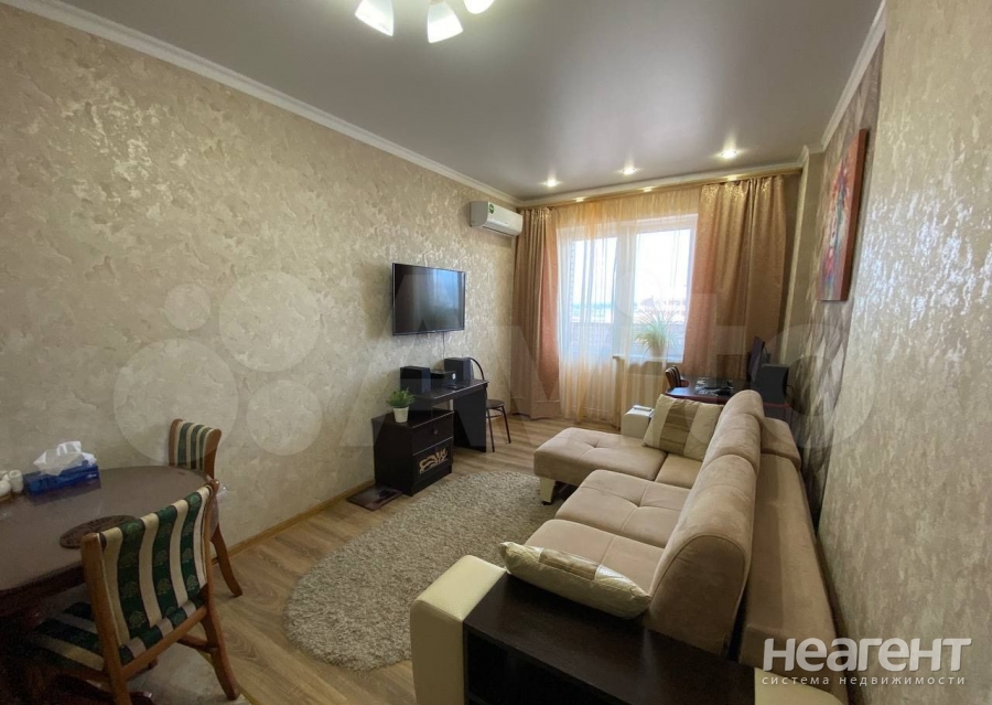 Продается 1-комнатная квартира, 40,9 м²