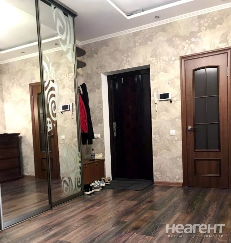 Продается 2-х комнатная квартира, 67,3 м²