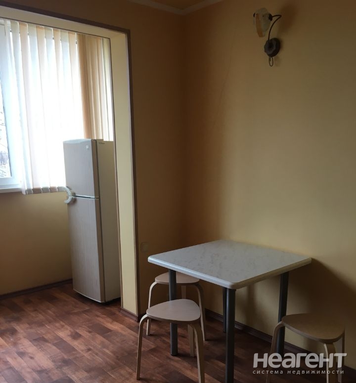 Сдается 1-комнатная квартира, 41 м²