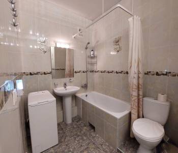 Сдается 1-комнатная квартира, 50 м²