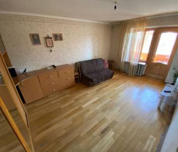 Продается 1-комнатная квартира, 40 м²