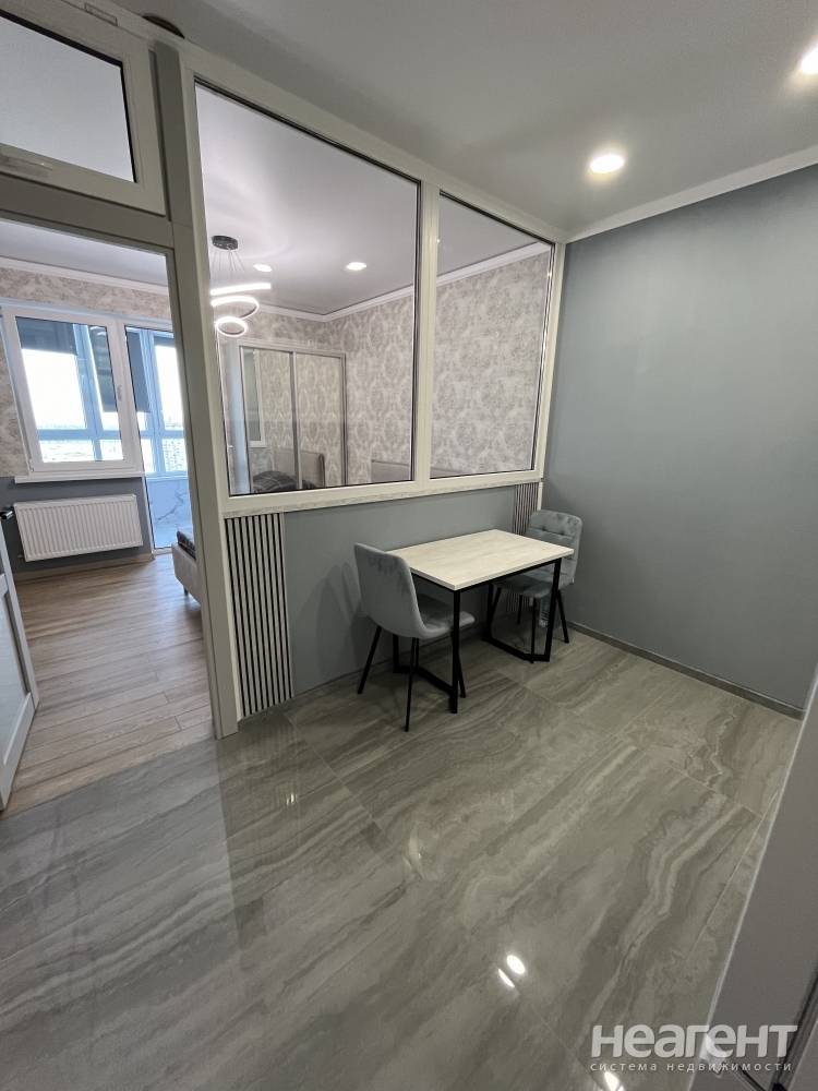 Продается 1-комнатная квартира, 32 м²