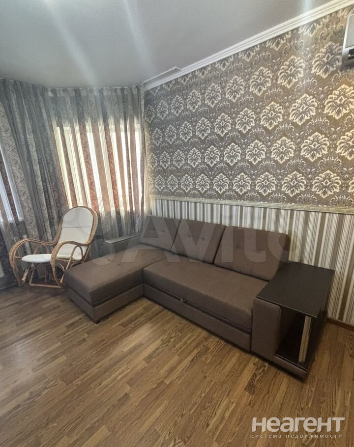 Продается 1-комнатная квартира, 40 м²