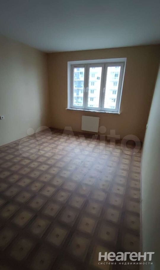 Продается 1-комнатная квартира, 41,9 м²