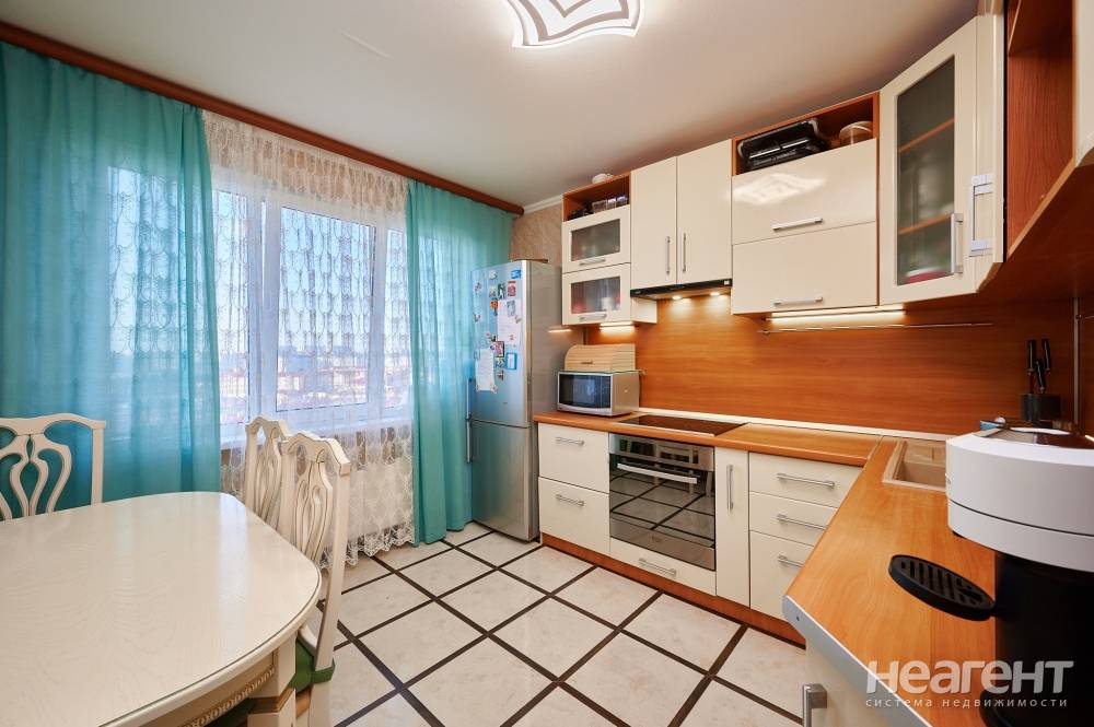 Продается 3-х комнатная квартира, 82 м²