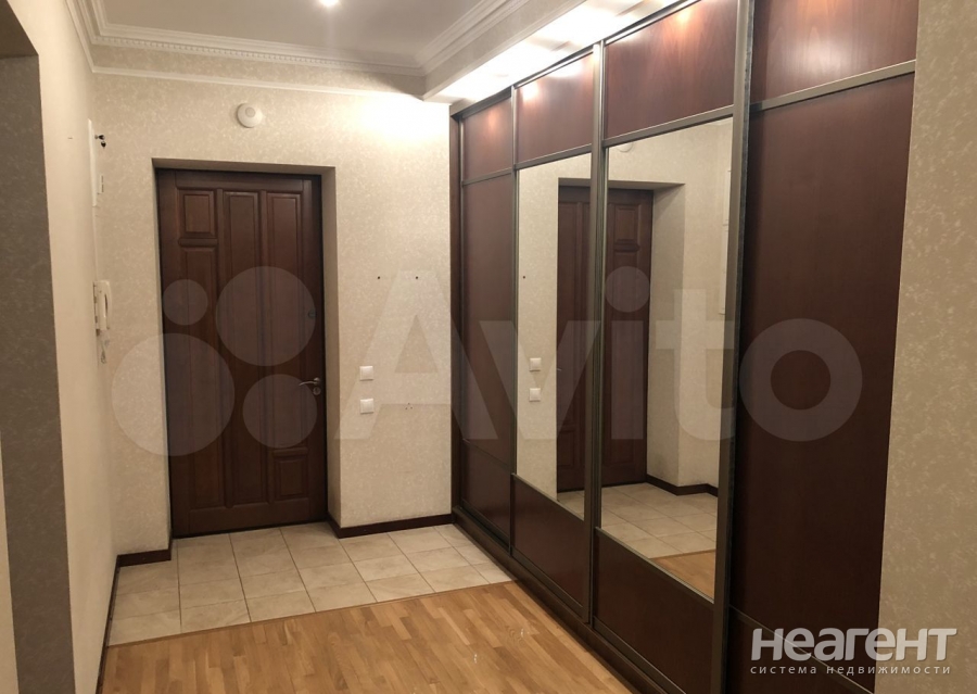 Продается 3-х комнатная квартира, 110 м²