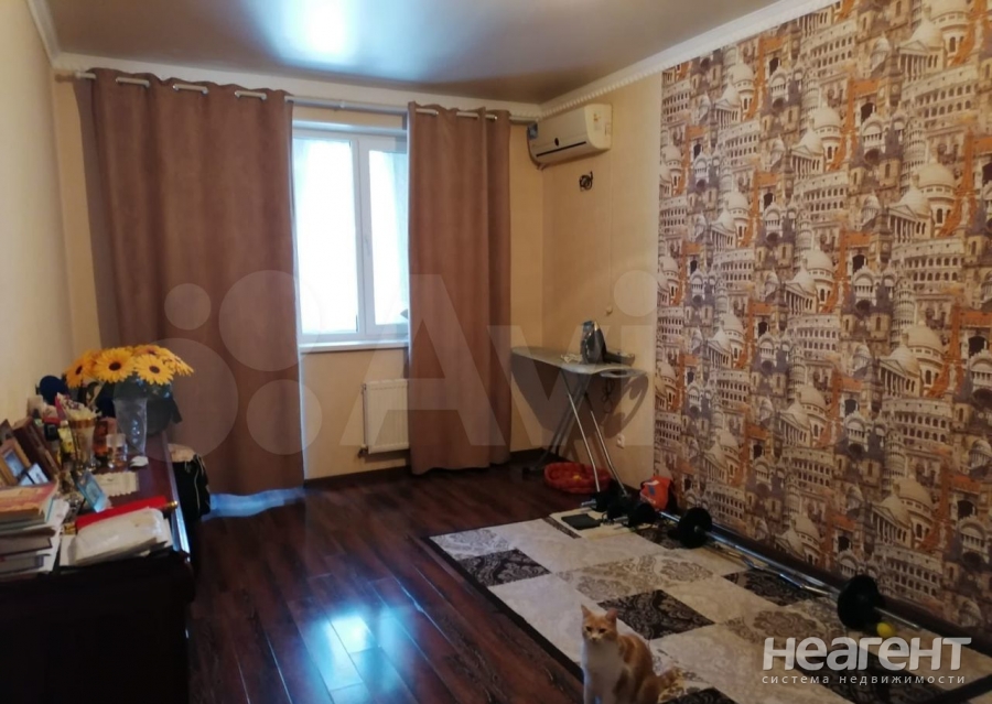 Продается 1-комнатная квартира, 41 м²