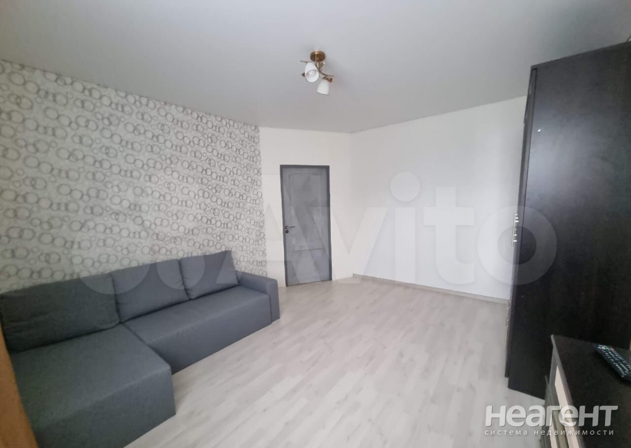 Продается 1-комнатная квартира, 41 м²