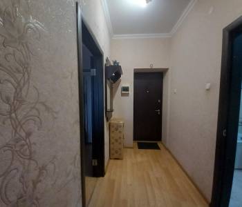 Продается 1-комнатная квартира, 41,8 м²