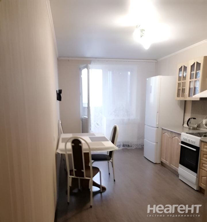 Продается 1-комнатная квартира, 50 м²