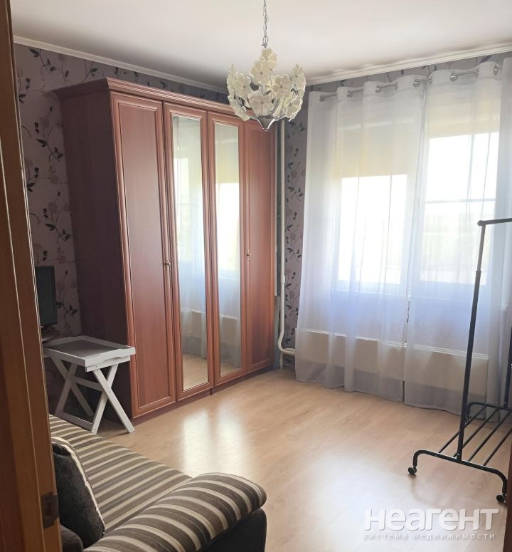 Продается 2-х комнатная квартира, 57 м²