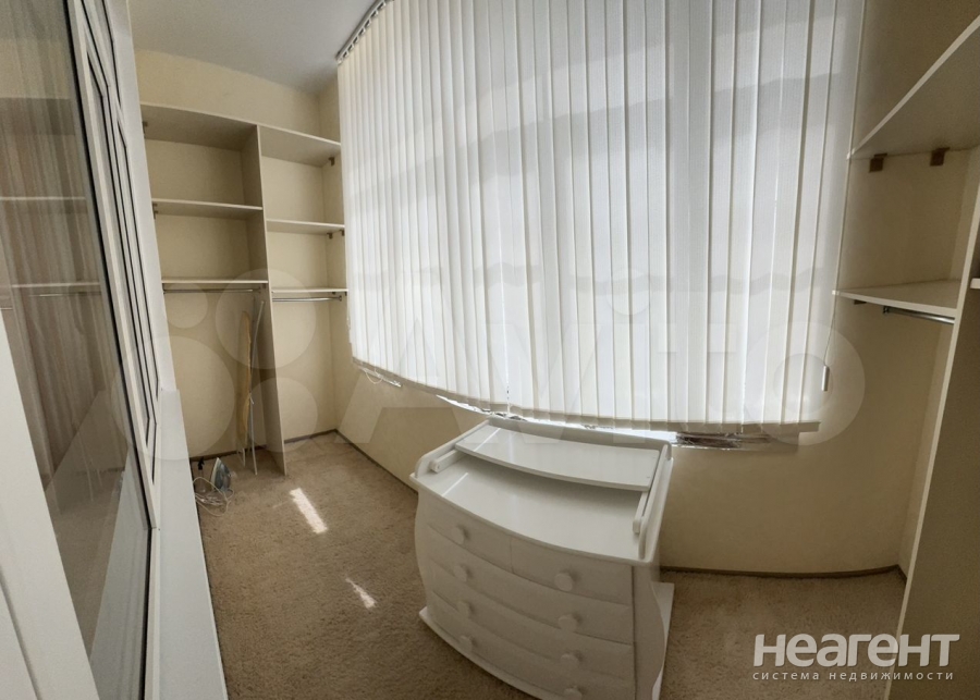 Продается 2-х комнатная квартира, 81 м²