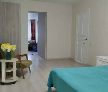 Продается 2-х комнатная квартира, 42 м²