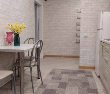 Продается 2-х комнатная квартира, 42 м²