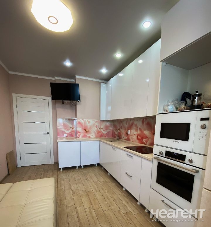 Продается 2-х комнатная квартира, 58,6 м²