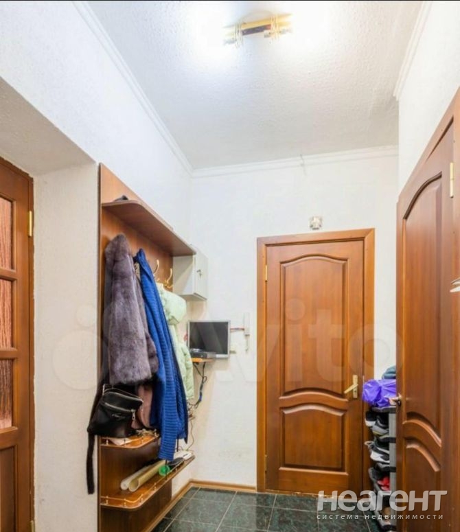 Продается 1-комнатная квартира, 42,2 м²