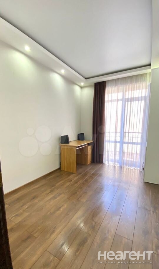 Продается 3-х комнатная квартира, 76 м²