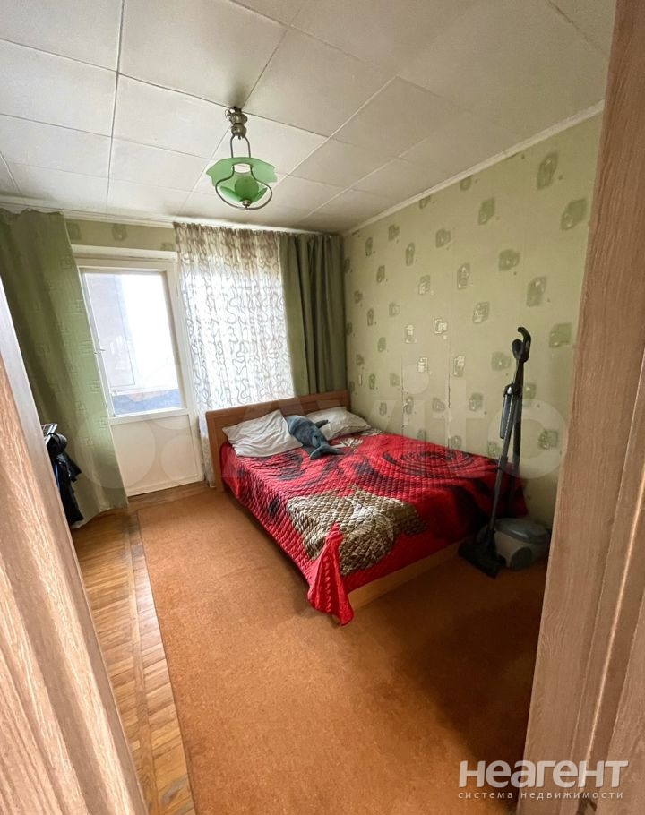 Продается Многокомнатная квартира, 80 м²