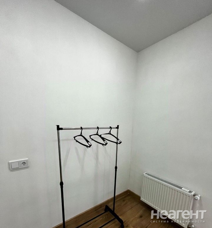 Продается 1-комнатная квартира, 30 м²