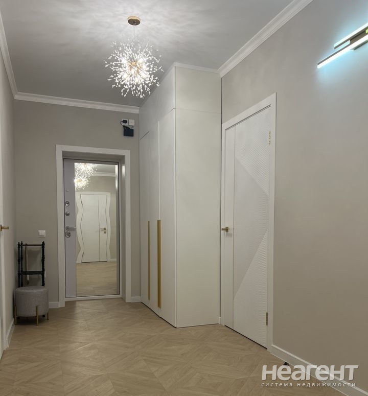 Продается 3-х комнатная квартира, 100 м²