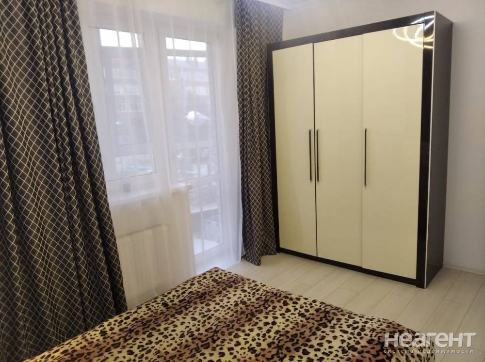 Продается 3-х комнатная квартира, 82 м²