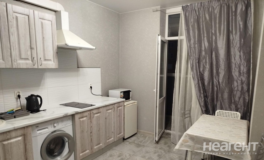 Сдается 1-комнатная квартира, 36 м²