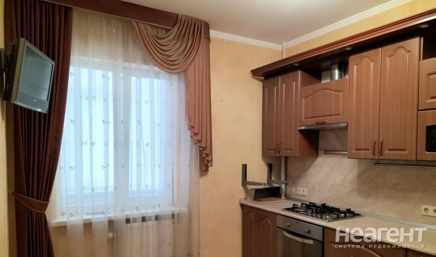 Продается 1-комнатная квартира, 39,8 м²