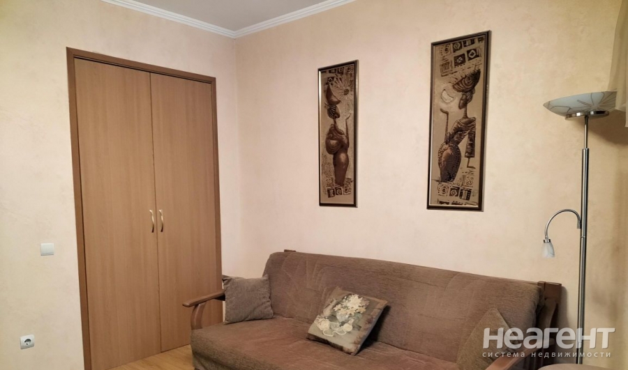 Продается 1-комнатная квартира, 39,8 м²