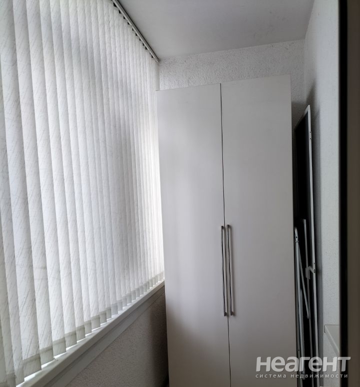 Продается 1-комнатная квартира, 39,8 м²