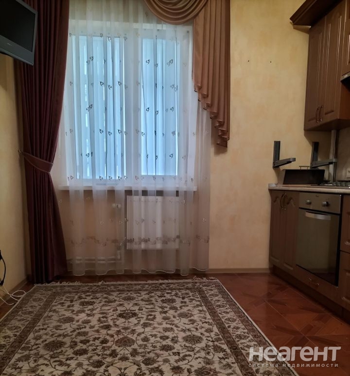 Продается 1-комнатная квартира, 39,8 м²