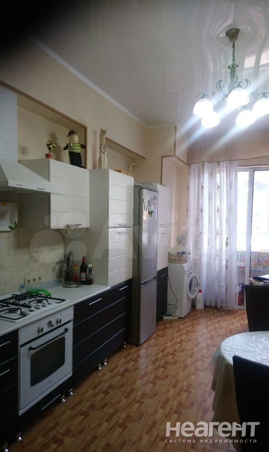 Продается 2-х комнатная квартира, 82,5 м²