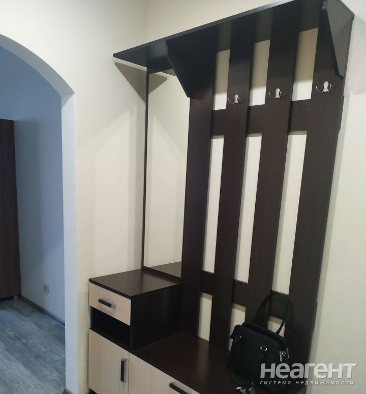 Сдается 1-комнатная квартира, 36 м²