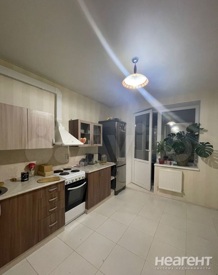 Продается 1-комнатная квартира, 37,7 м²