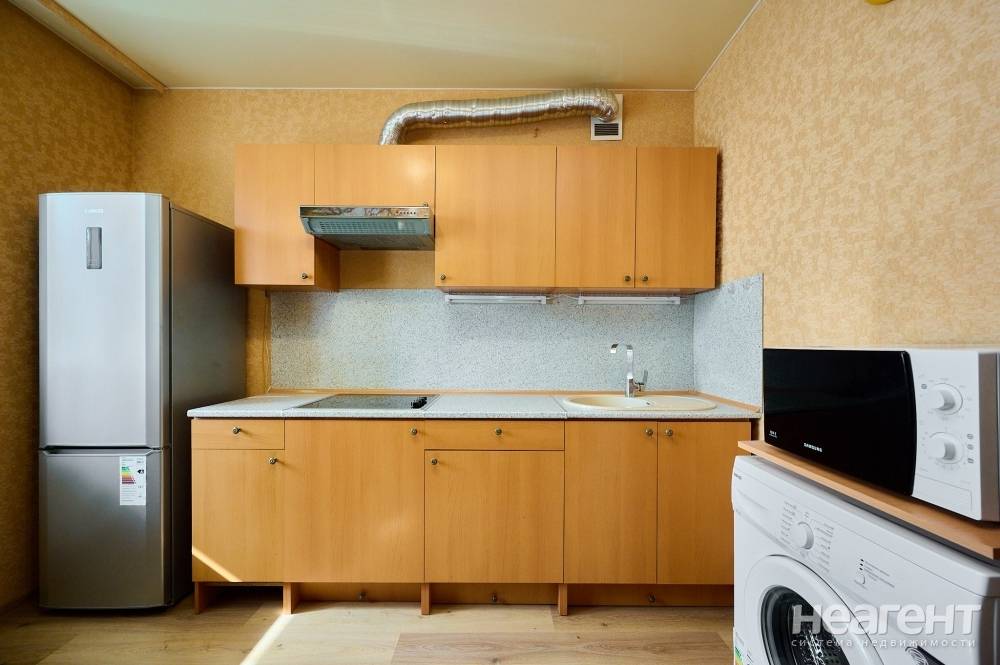 Продается 1-комнатная квартира, 36,7 м²