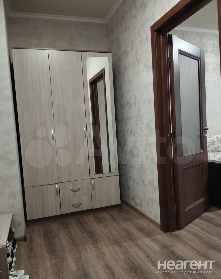 Продается 1-комнатная квартира, 44 м²