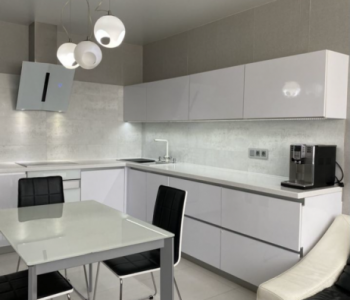 Продается 2-х комнатная квартира, 82,5 м²