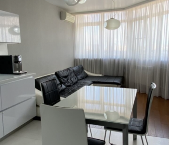 Продается 2-х комнатная квартира, 82,5 м²