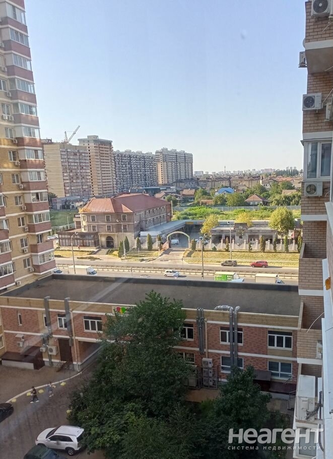 Продается 1-комнатная квартира, 42,7 м²