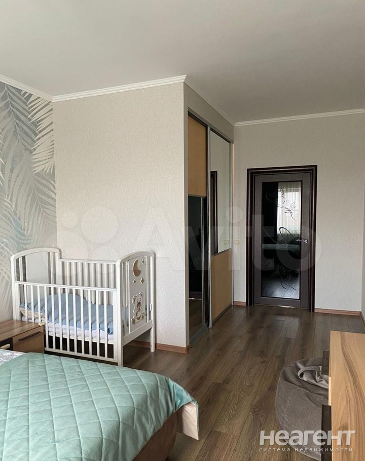 Продается 2-х комнатная квартира, 79 м²