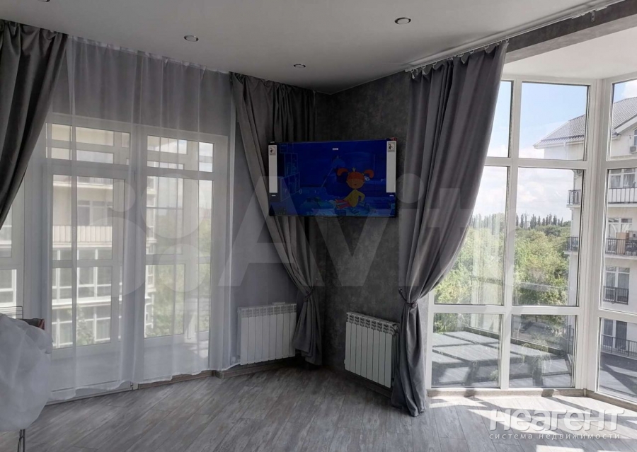 Сдается 2-х комнатная квартира, 65 м²