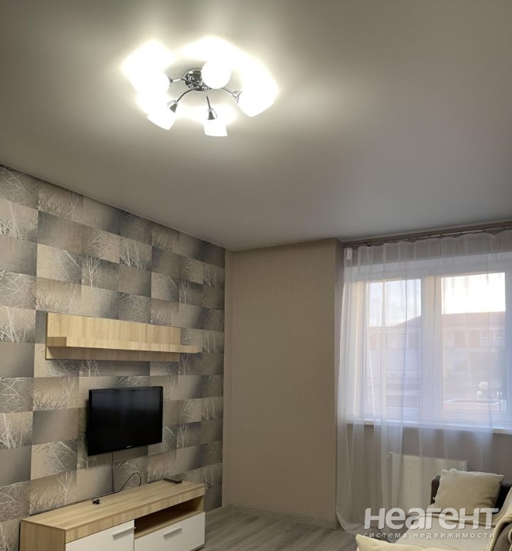 Продается 1-комнатная квартира, 39,8 м²