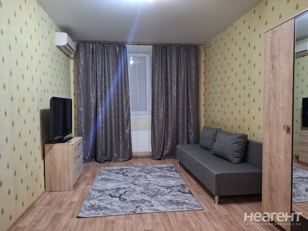 Продается 1-комнатная квартира, 41,3 м²