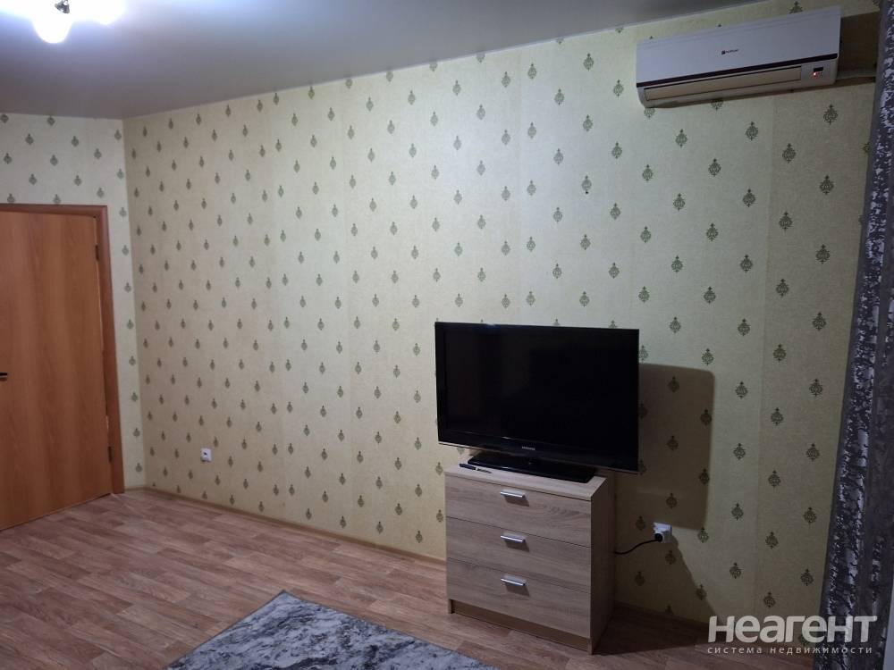 Продается 1-комнатная квартира, 41,3 м²