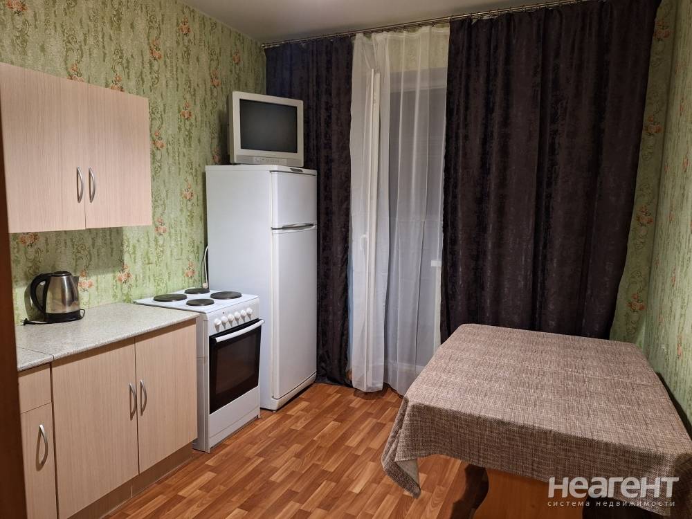 Продается 1-комнатная квартира, 41,3 м²