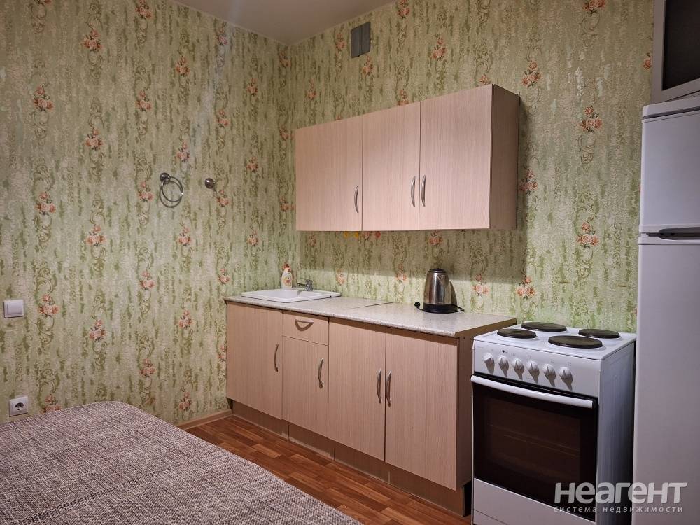 Продается 1-комнатная квартира, 41,3 м²