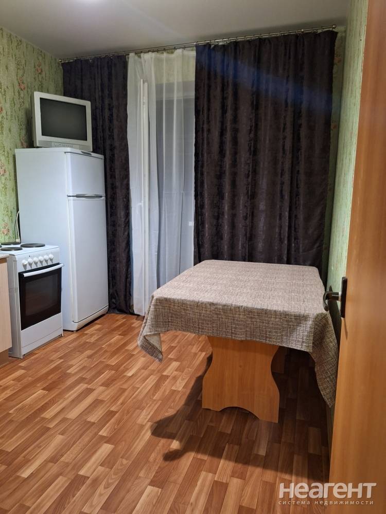 Продается 1-комнатная квартира, 41,3 м²