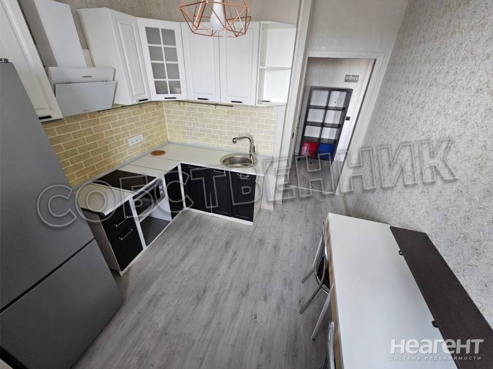 Сдается 1-комнатная квартира, 32 м²